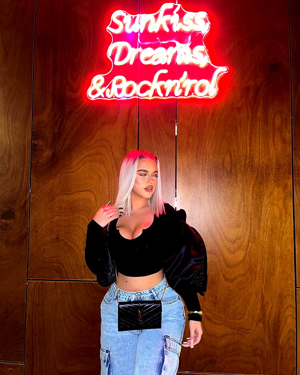 mermaidebabe instagram image archive image