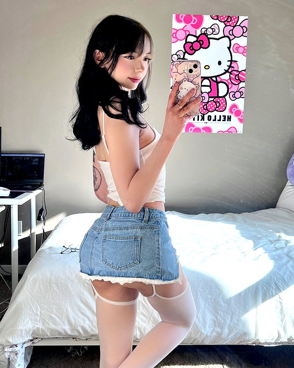 mia4rent instagram image archive image