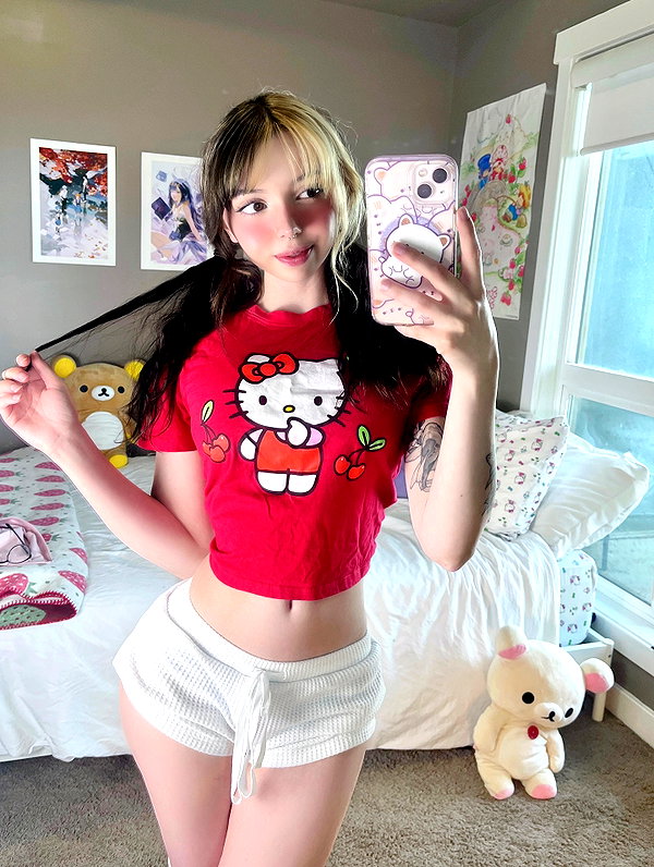 mia4rent instagram image archive image
