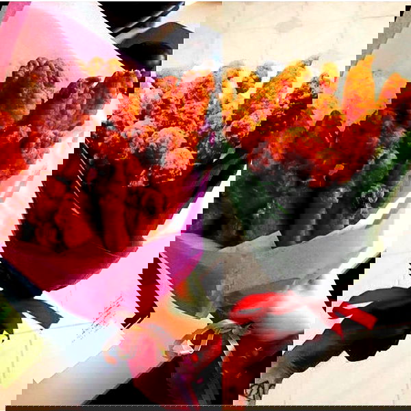 miakhalifa miakhalifa archive image