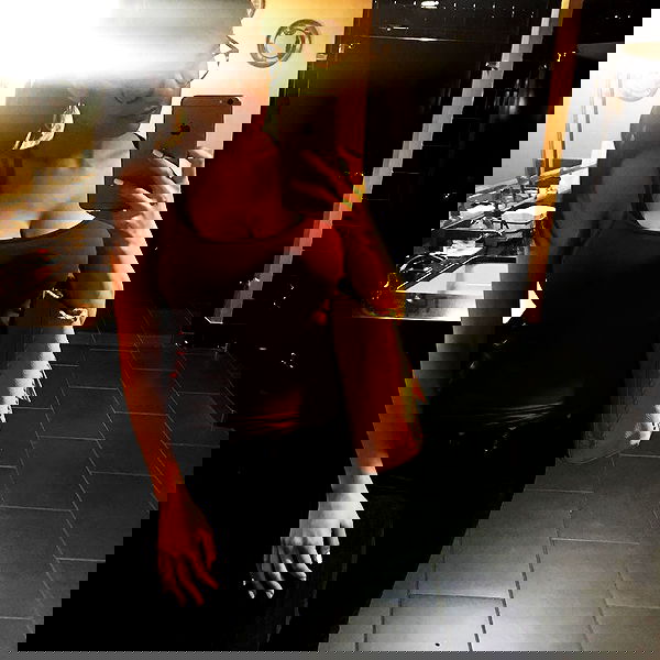 miakhalifa miakhalifa archive image