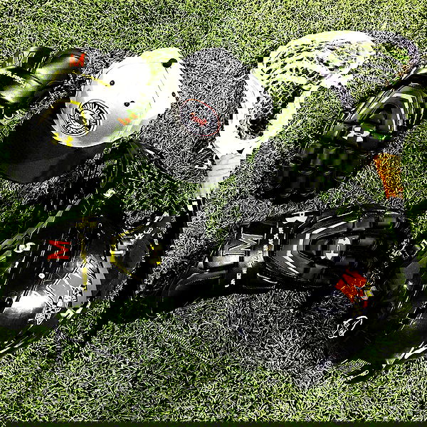 miakhalifa miakhalifa archive image