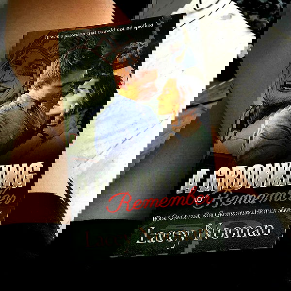 miakhalifa miakhalifa archive image