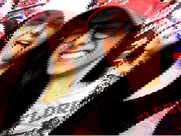 miakhalifa miakhalifa archive image