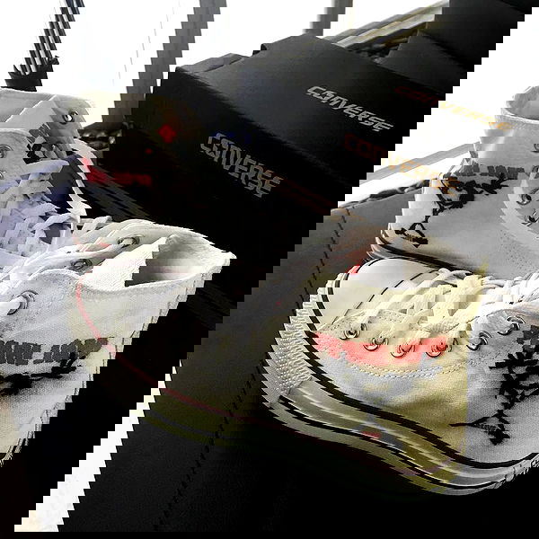 miakhalifa miakhalifa archive image