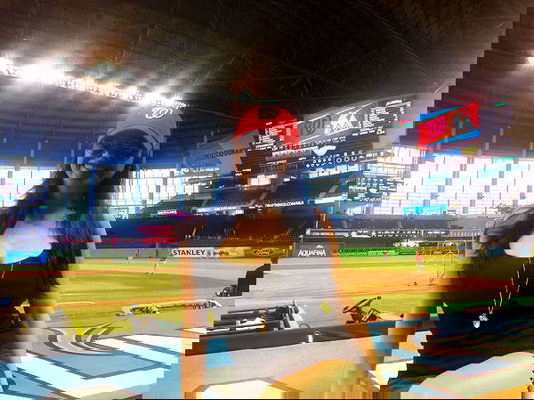 miakhalifa miakhalifa archive image