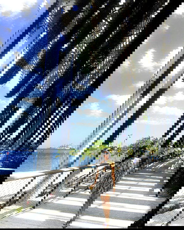 miakhalifa miakhalifa archive image