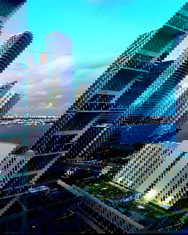 miakhalifa miakhalifa archive image