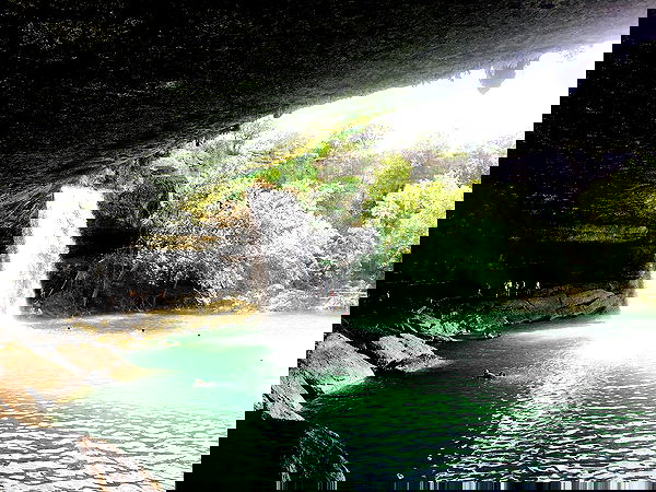 miakhalifa miakhalifa archive image