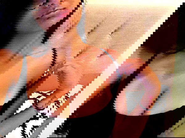 miakhalifa miakhalifa archive image