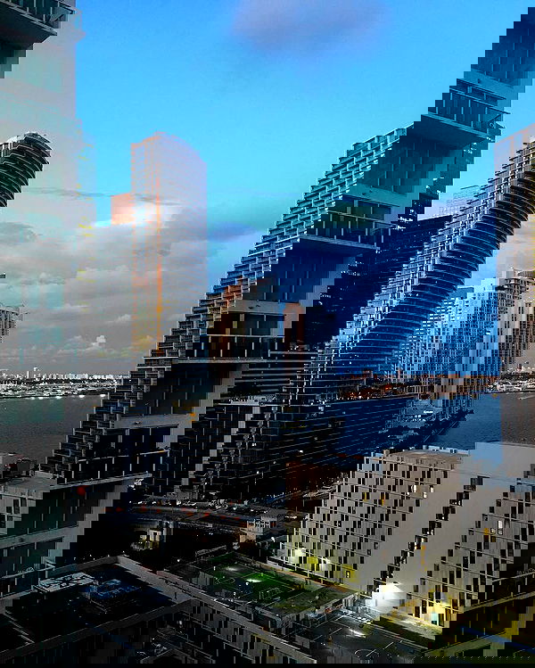 miakhalifa miakhalifa archive image