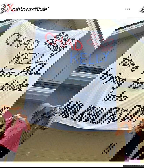 miakhalifa miakhalifa archive image