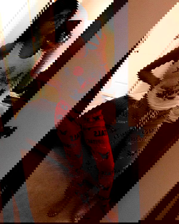 miakhalifa miakhalifa archive image