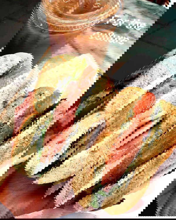 miakhalifa miakhalifa archive image