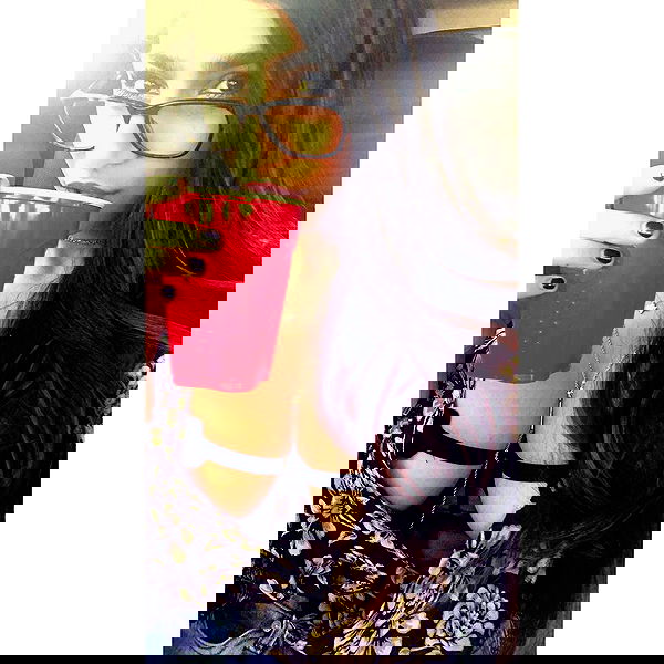 miakhalifa miakhalifa archive image