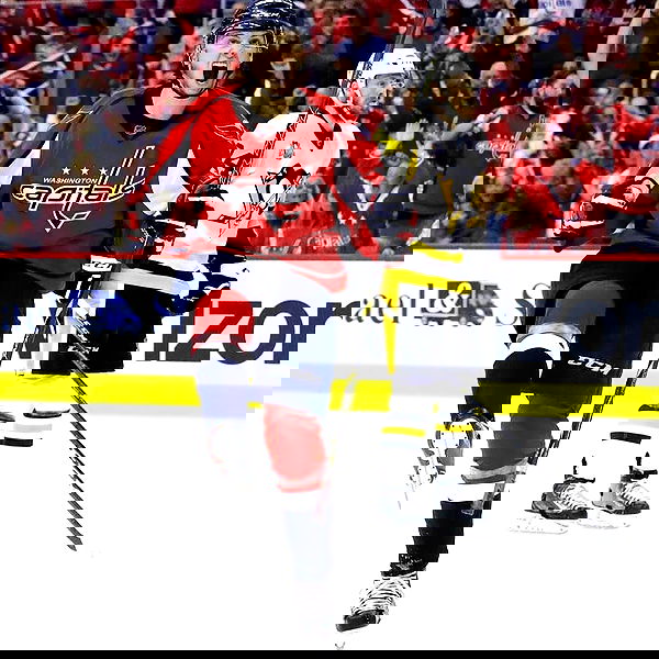 miakhalifa miakhalifa archive image