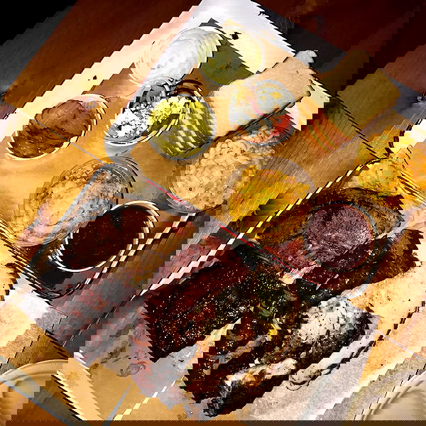 miakhalifa miakhalifa archive image