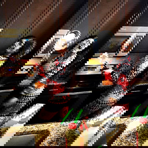 miakhalifa miakhalifa archive image