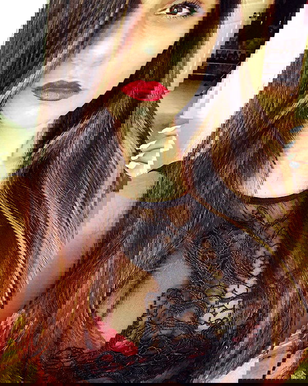 miakhalifa miakhalifa archive image