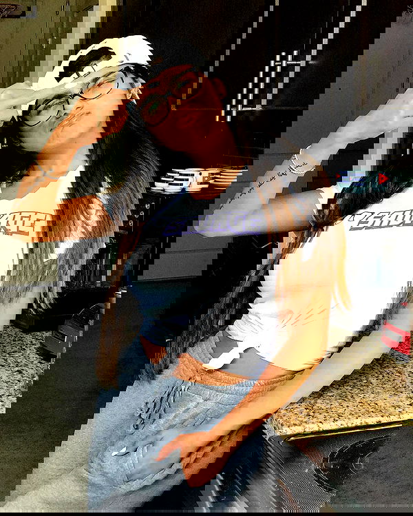 miakhalifa miakhalifa archive image