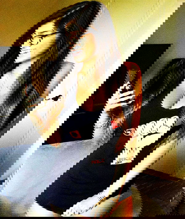 miakhalifa miakhalifa archive image