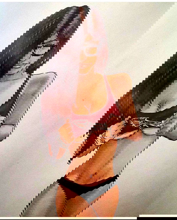 miakhalifa miakhalifa archive image