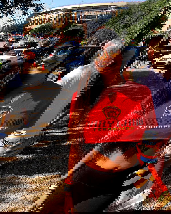 miakhalifa miakhalifa archive image