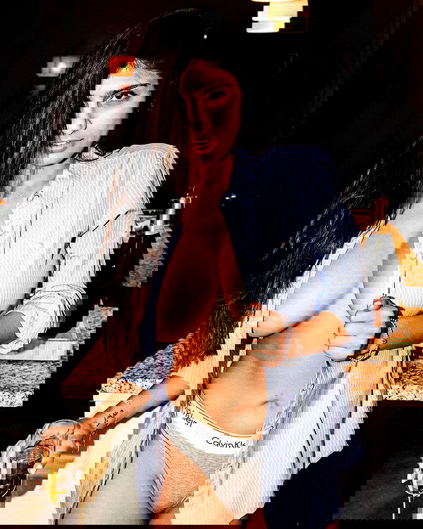 miakhalifa miakhalifa archive image