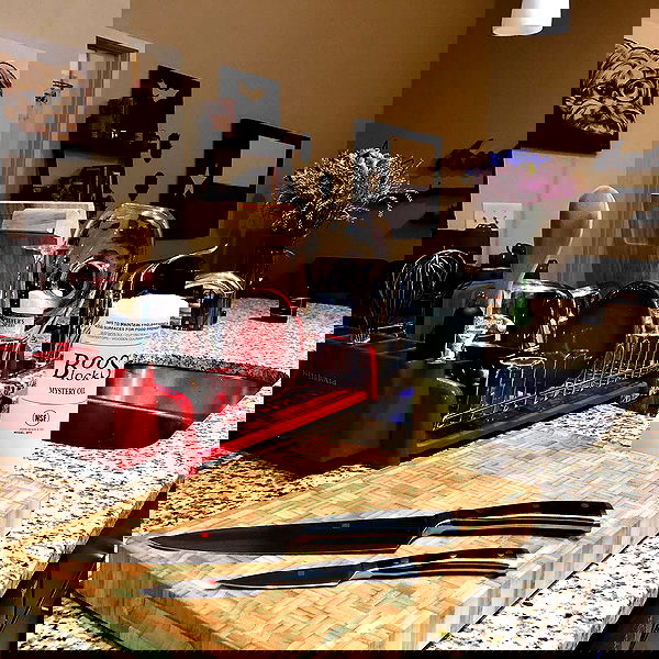 miakhalifa miakhalifa archive image