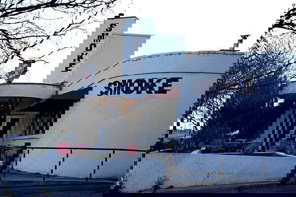 miakhalifa miakhalifa archive image