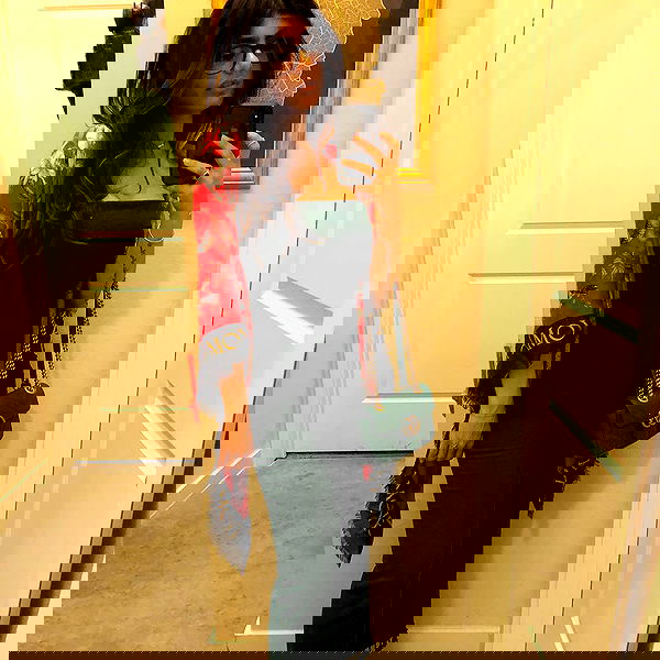 miakhalifa miakhalifa archive image