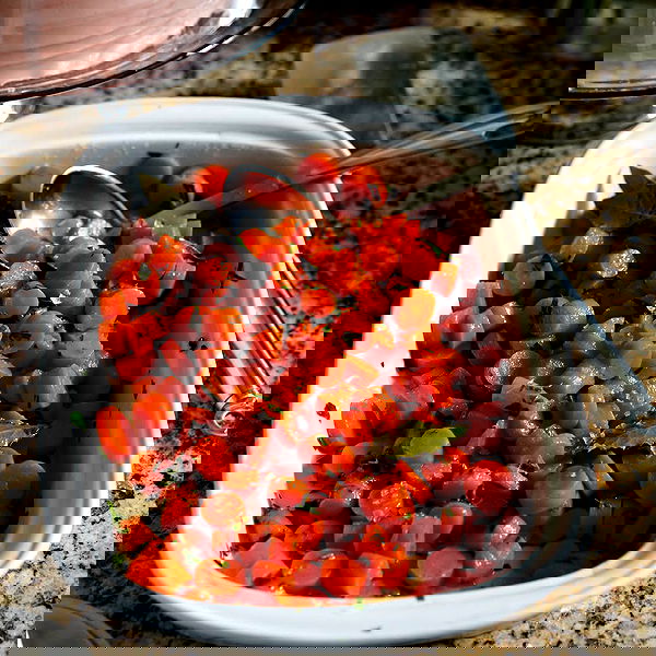 miakhalifa miakhalifa archive image