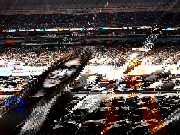 miakhalifa miakhalifa archive image