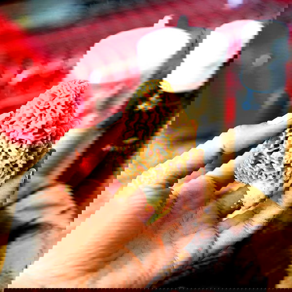 miakhalifa miakhalifa archive image