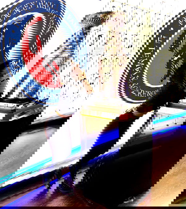 miakhalifa miakhalifa archive image