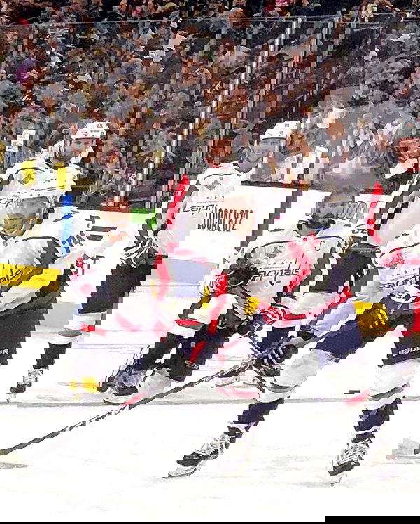 miakhalifa miakhalifa archive image