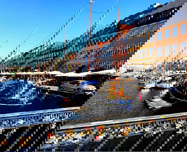 miakhalifa miakhalifa archive image