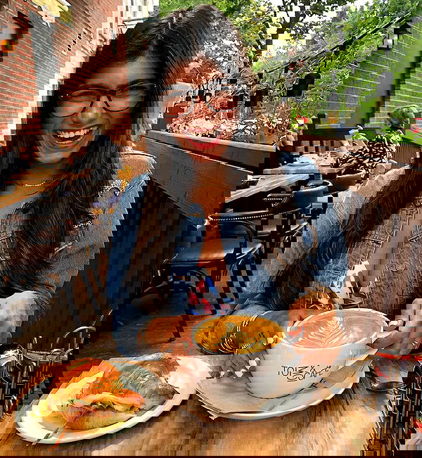 miakhalifa miakhalifa archive image