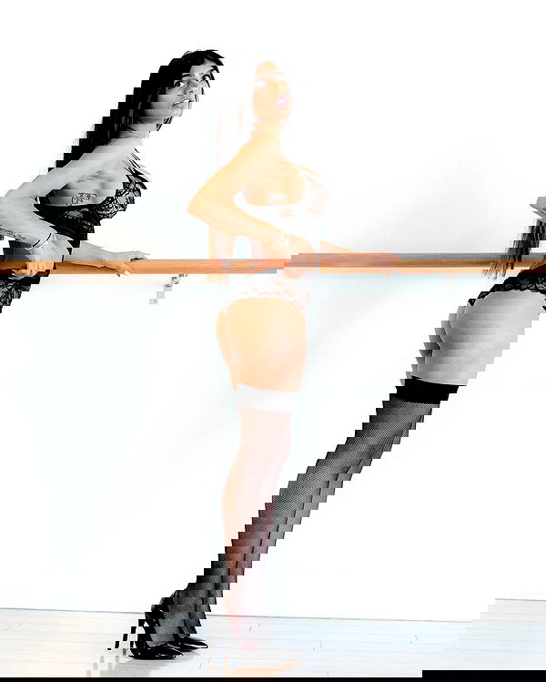 miakhalifa miakhalifa archive image