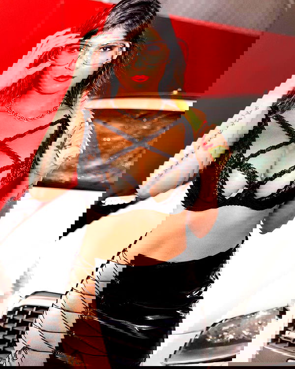 miakhalifa miakhalifa archive image