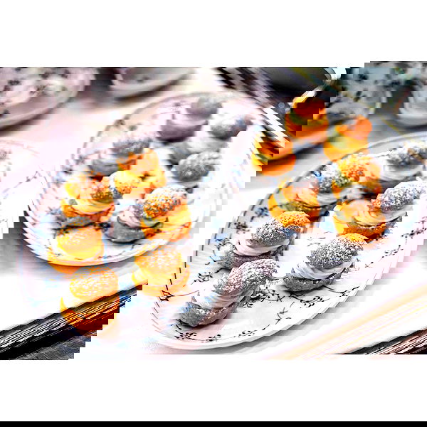 miakhalifa miakhalifa archive image