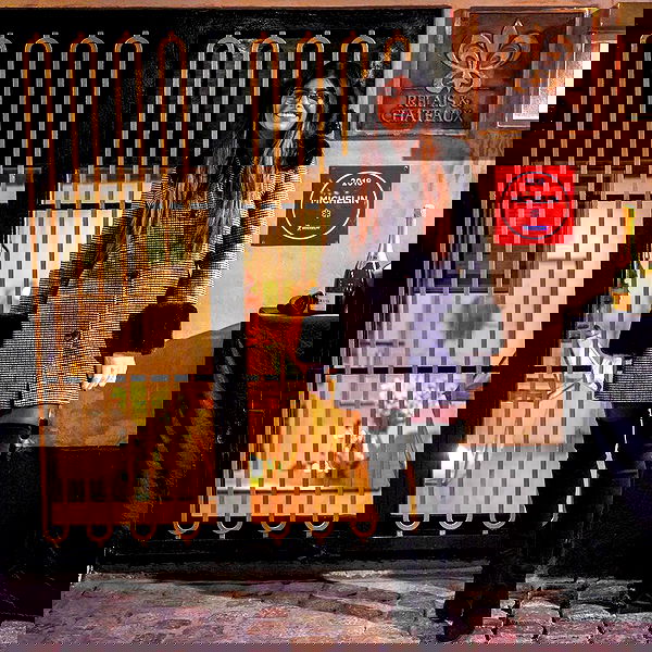 miakhalifa miakhalifa archive image