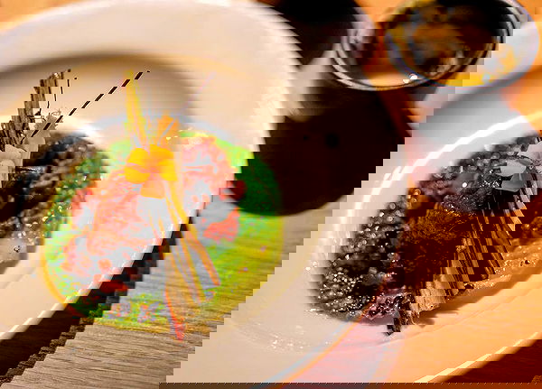 miakhalifa miakhalifa archive image