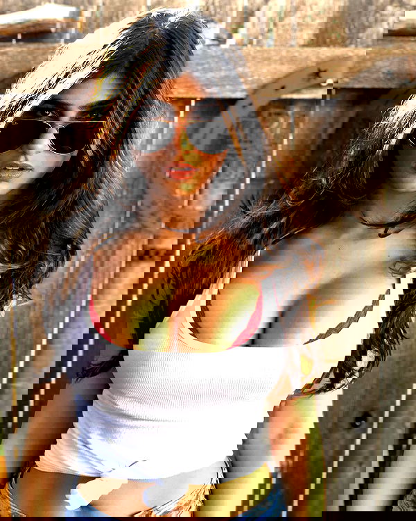 miakhalifa miakhalifa archive image