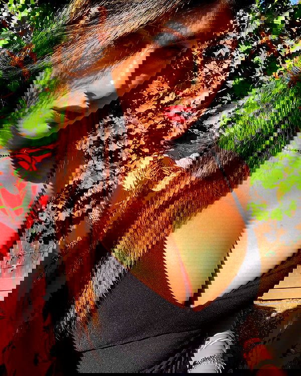 miakhalifa miakhalifa archive image