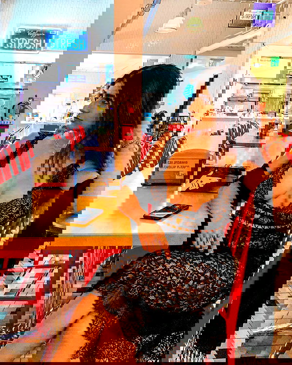 miakhalifa miakhalifa archive image