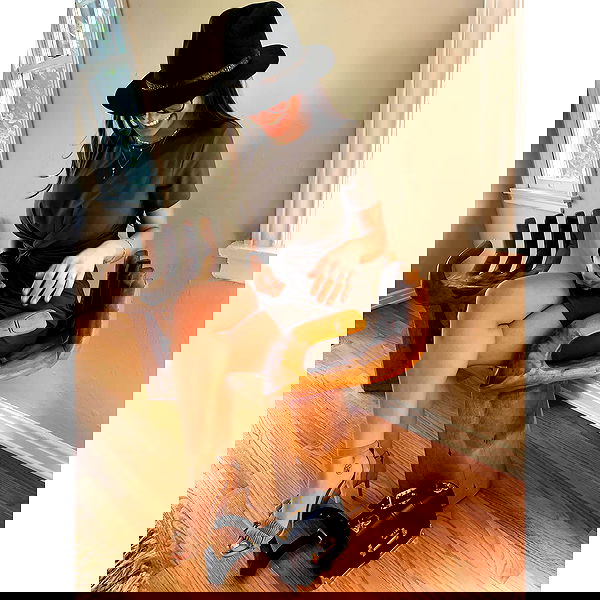 miakhalifa miakhalifa archive image