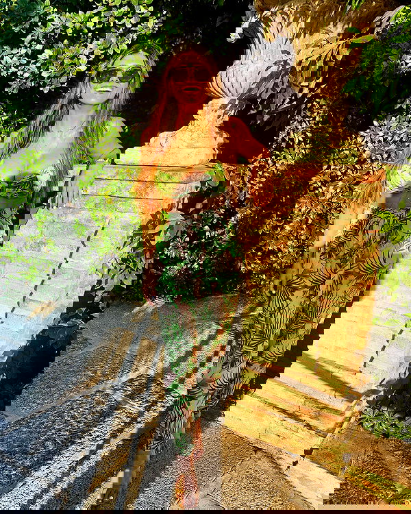 miakhalifa miakhalifa archive image