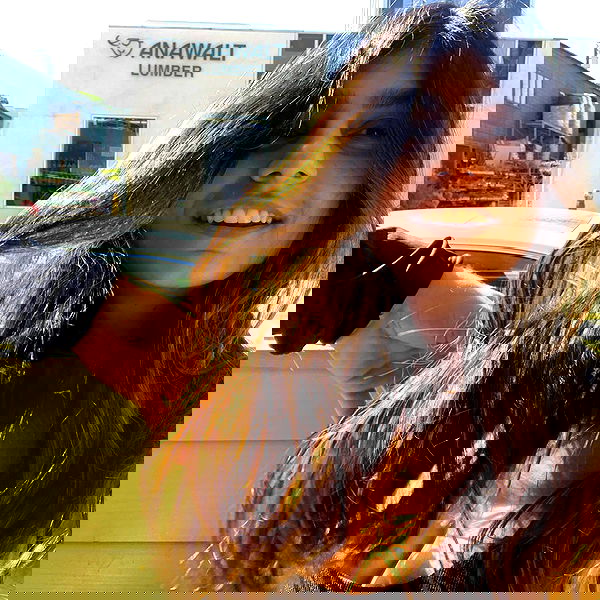 miakhalifa miakhalifa archive image