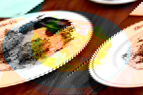 miakhalifa miakhalifa archive image